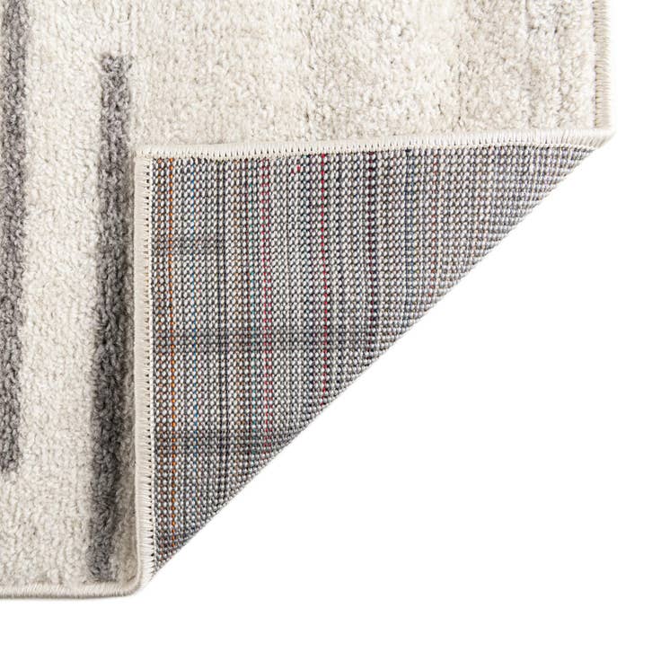 Detail image of 3' 3 x 14' Kai Runner Rug