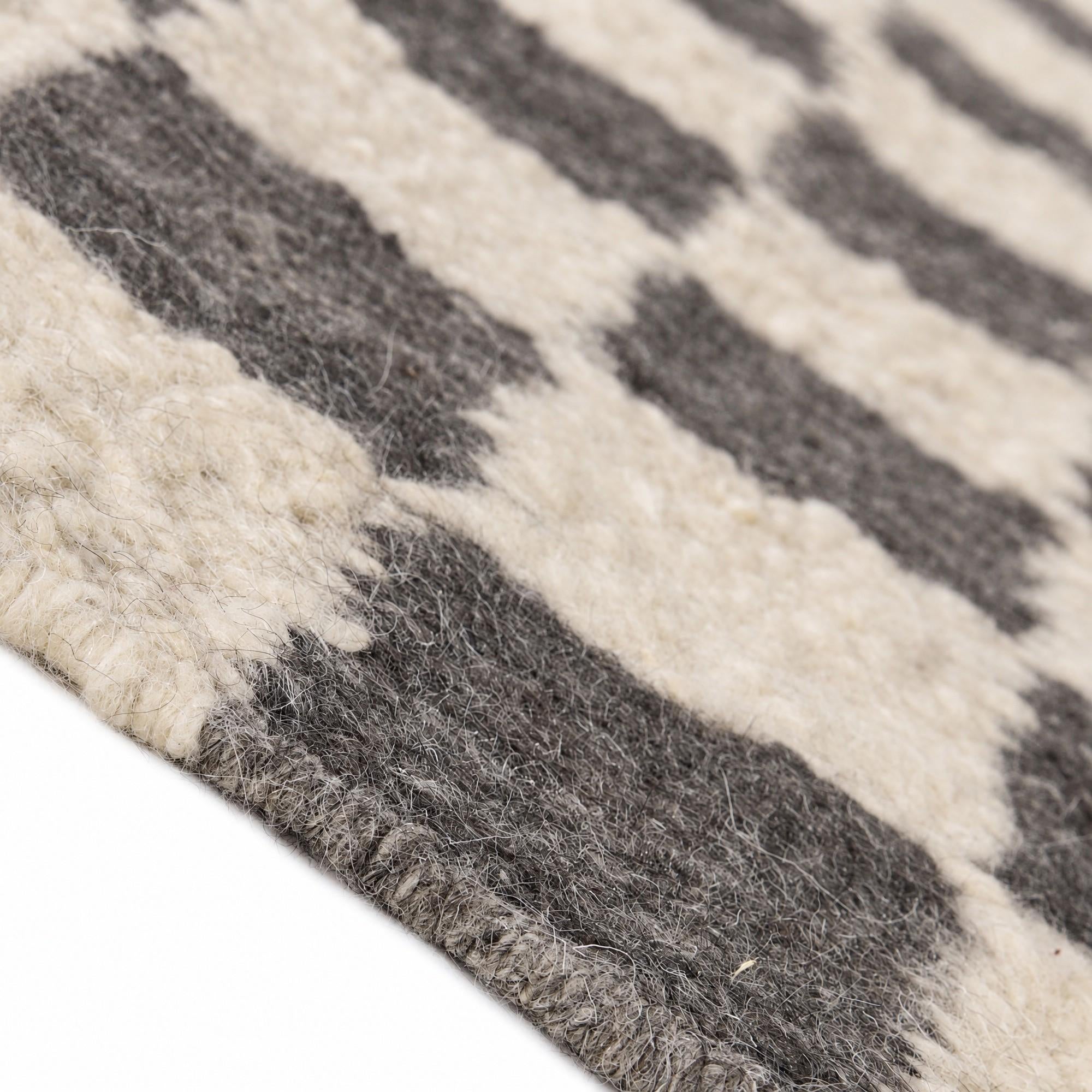 Detail image 8 of 12: 3' 2 x 8' Hand Knotted Moroccan Wool Runner Rug