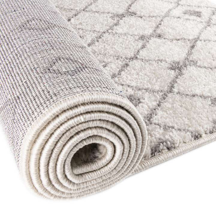 2' x 8' Moroccan Trellis Runner Rug