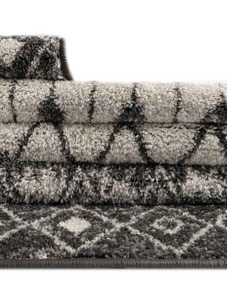 Detail image of 2' 7 x 12' Moroccan Trellis Runner Rug