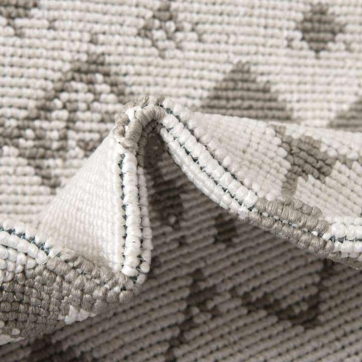 2' x 6' Easy-Clean Trellis Indoor / Outdoor Runner Rug