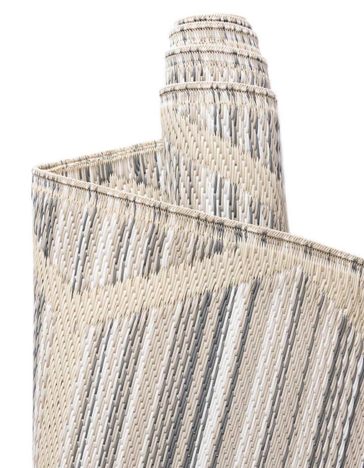 Detail image of 2' x 6'  Washable Vista Breeze Indoor / Outdoor Runner Rug