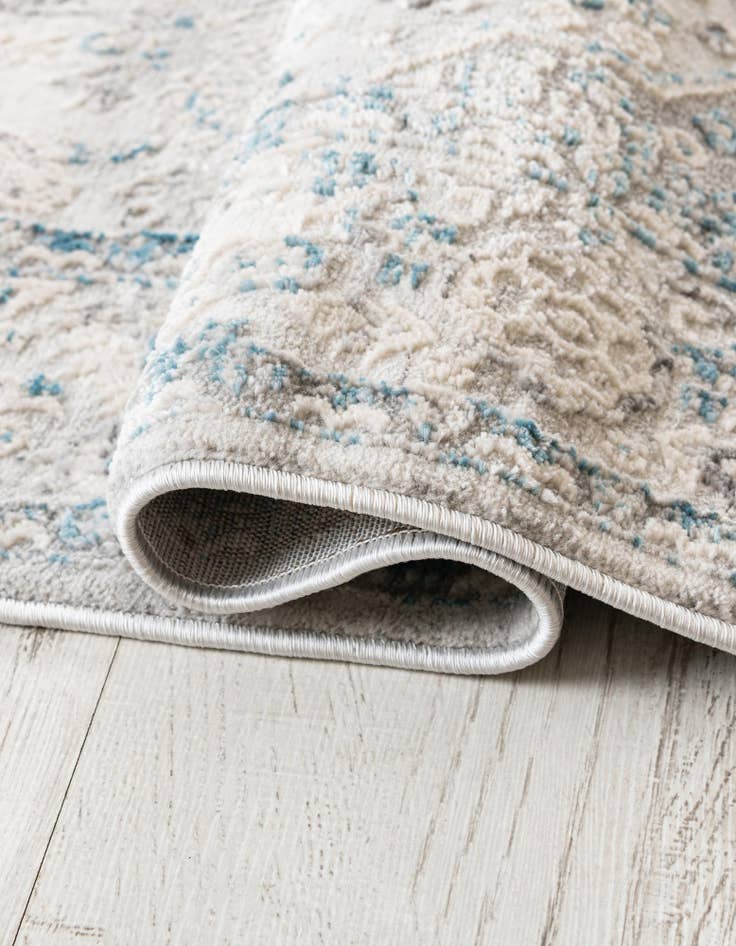 Detail image of 7' 10 x 7' 10 Finsbury Square Rug