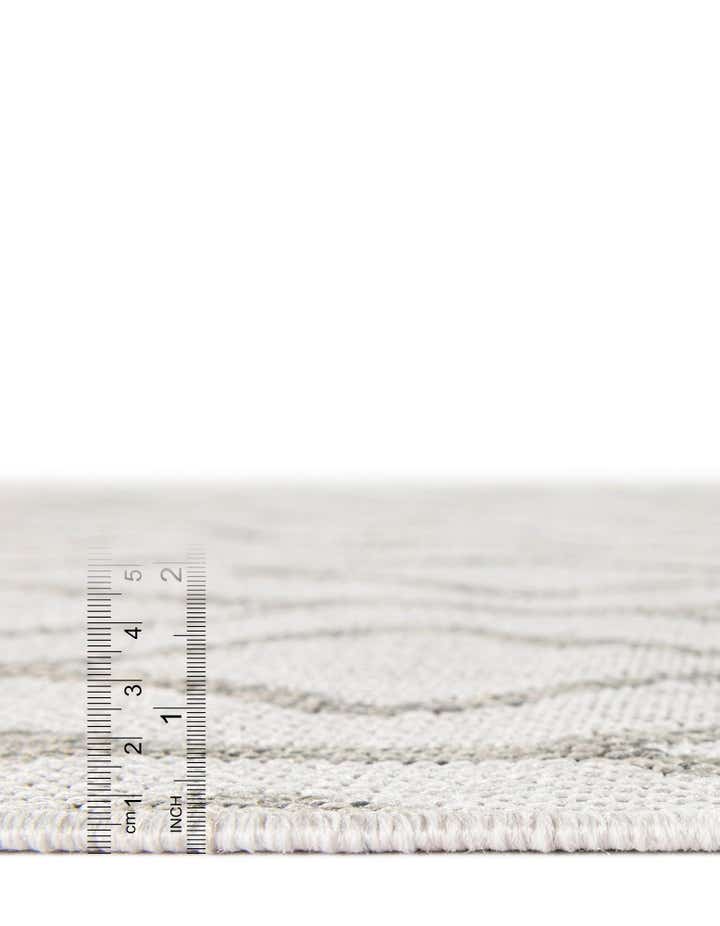 7' 10 x 7' 10 Easy-Clean Jill Zarin Indoor / Outdoor Square Rug