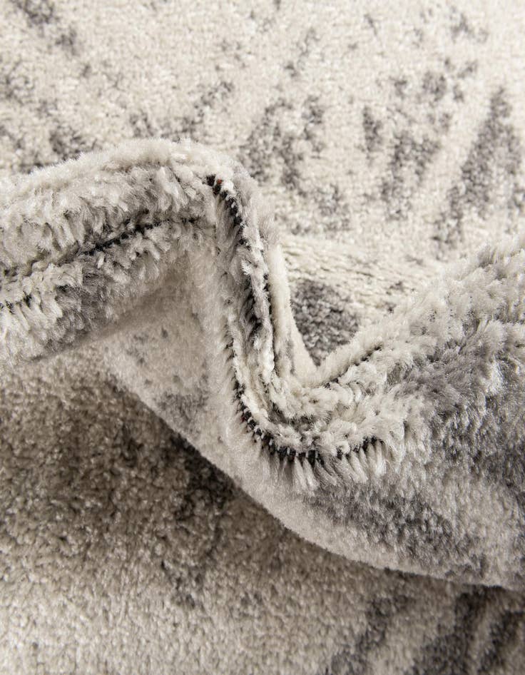 Detail image of 7' x 7' Lennon Square Rug