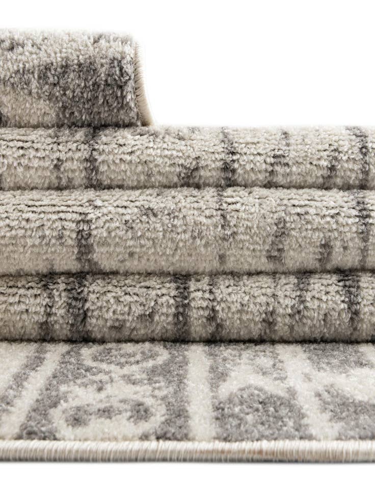 Detail image of 7' x 7' Lennon Square Rug