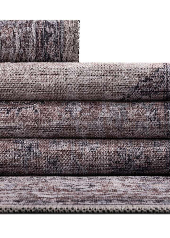 3' 3 x 3' 3 Washable Mangata Square Rug