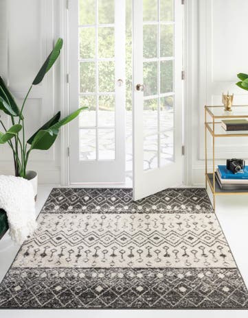 10' x 10' Moroccan Trellis Square Rug