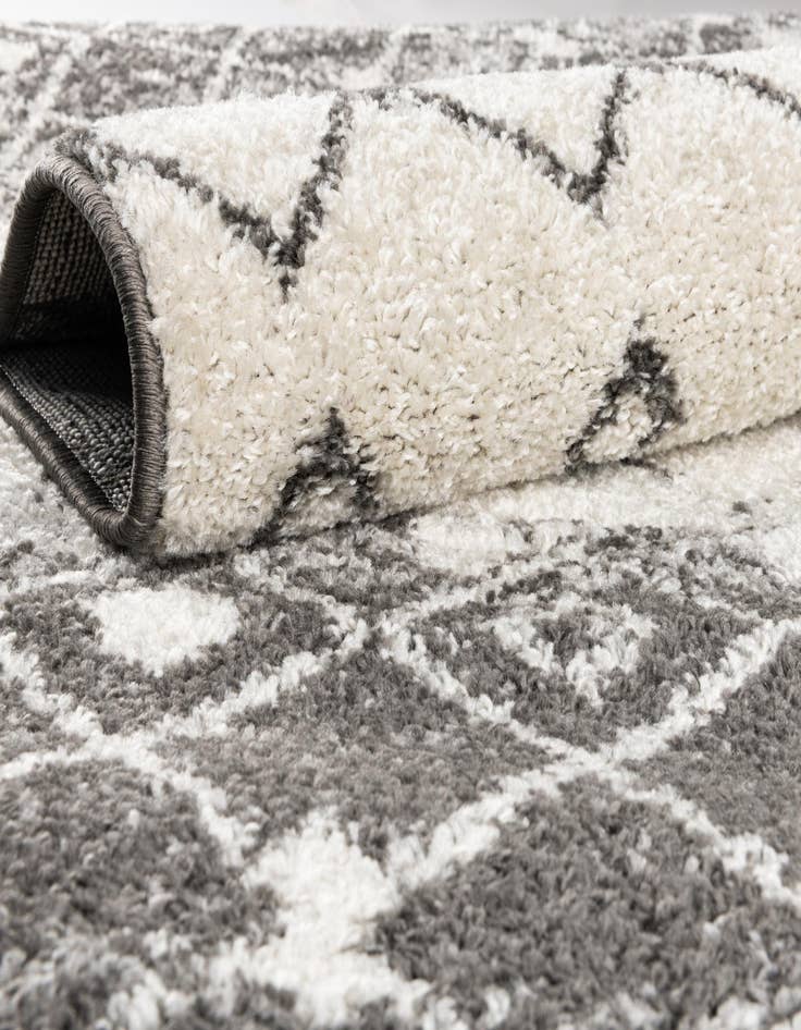 Detail image of 10' x 10' Moroccan Trellis Square Rug