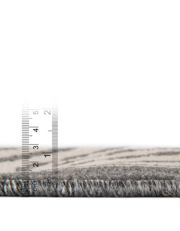 Detail image of 7' 10 x 7' 10 Savannah Square Rug