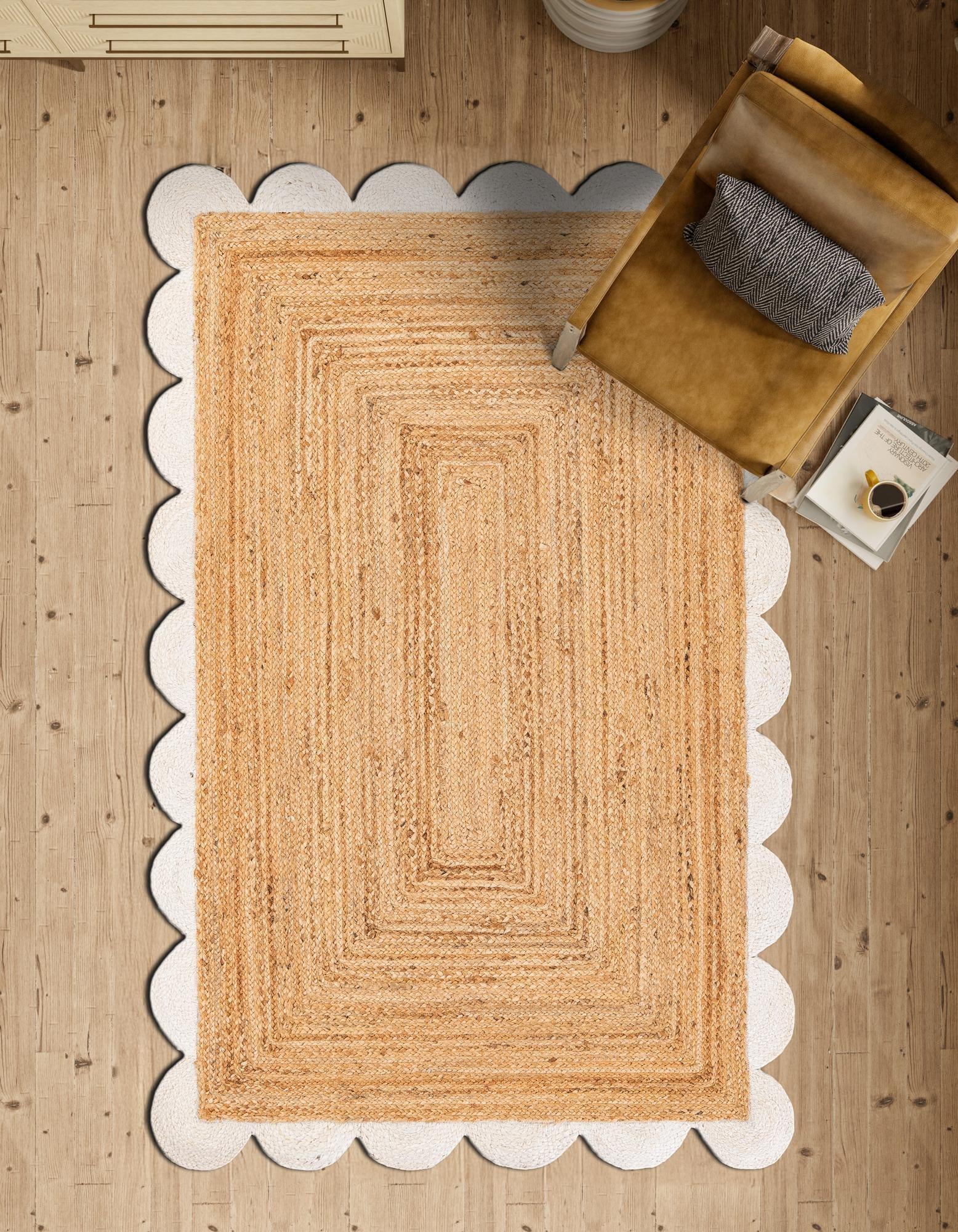 5' 1 x 8' Handmade Scallop Braided Jute Rug