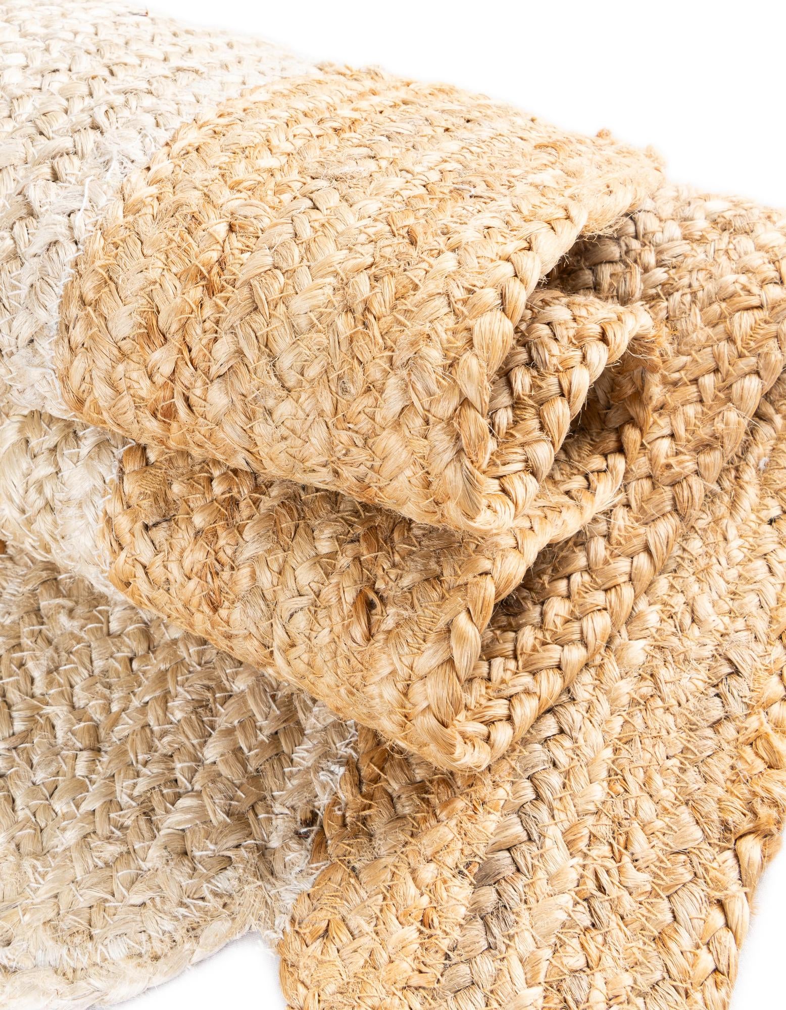 2' x 4' 1 Handmade Scallop Braided Jute Runner Rug
