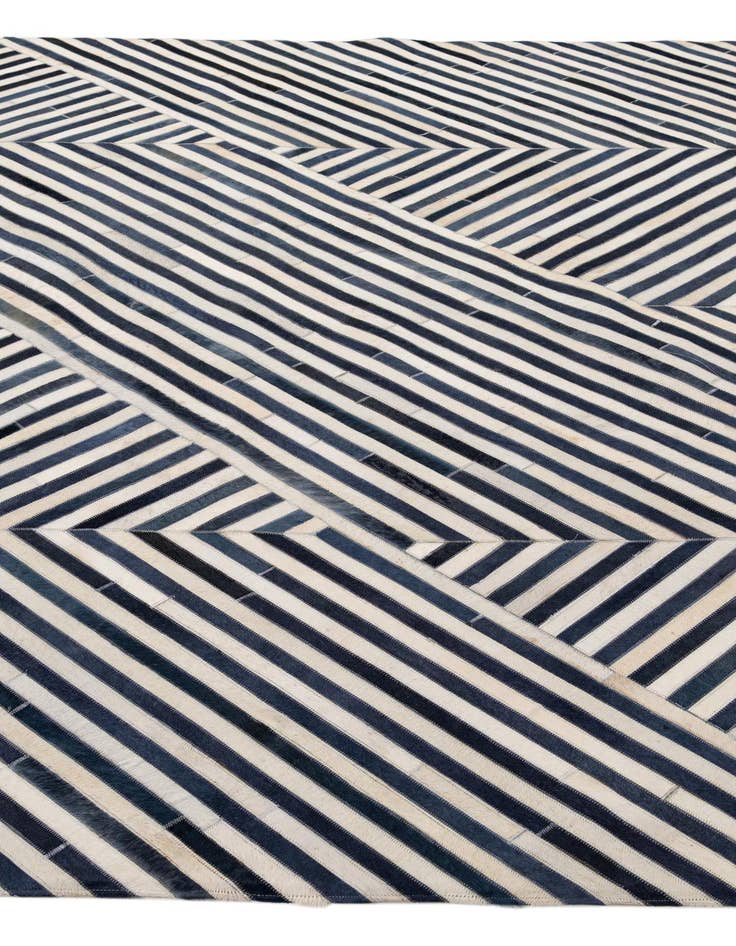 Detail image of 7' 11 x 10' 10 Cowhide - Patchwork Rug