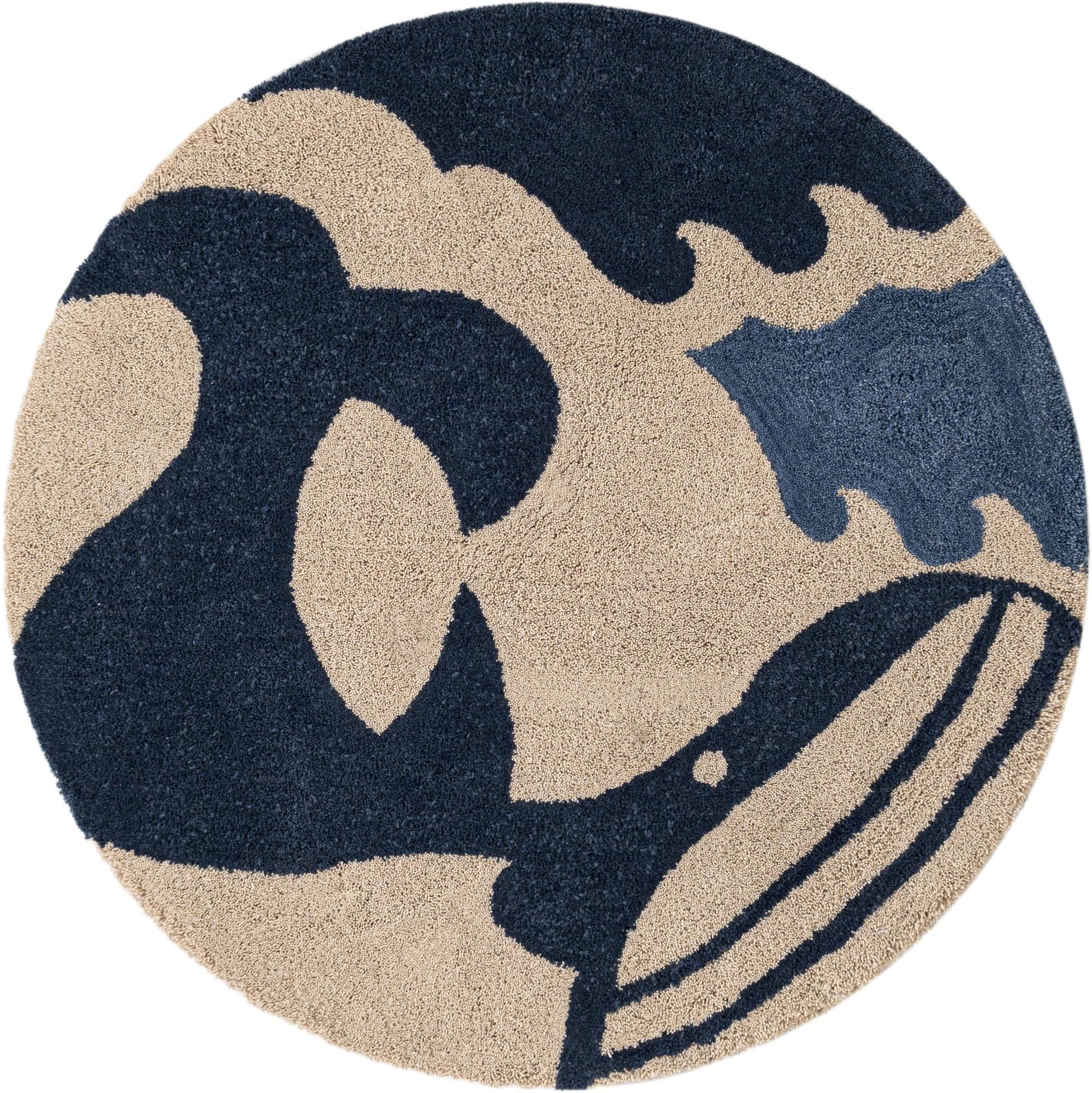 7' 1 x 7' 1 Handtufted Wool Round Rug