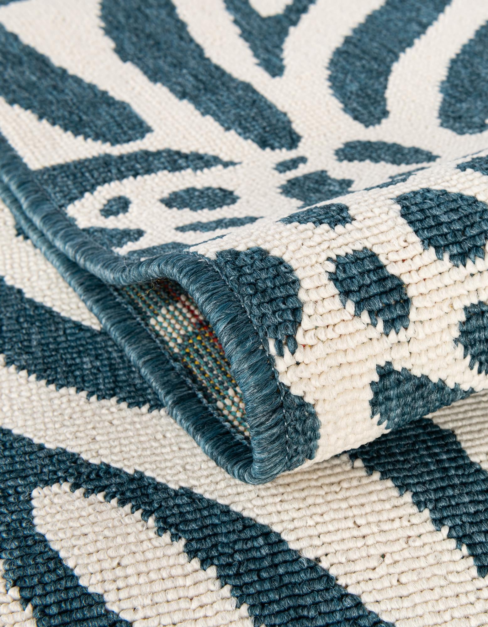 3' x 3' Easy-Clean Safari Indoor / Outdoor Round Rug