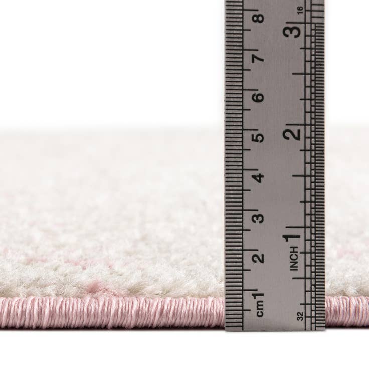 Detail image of 4' x 6' Moroccan Trellis Rug