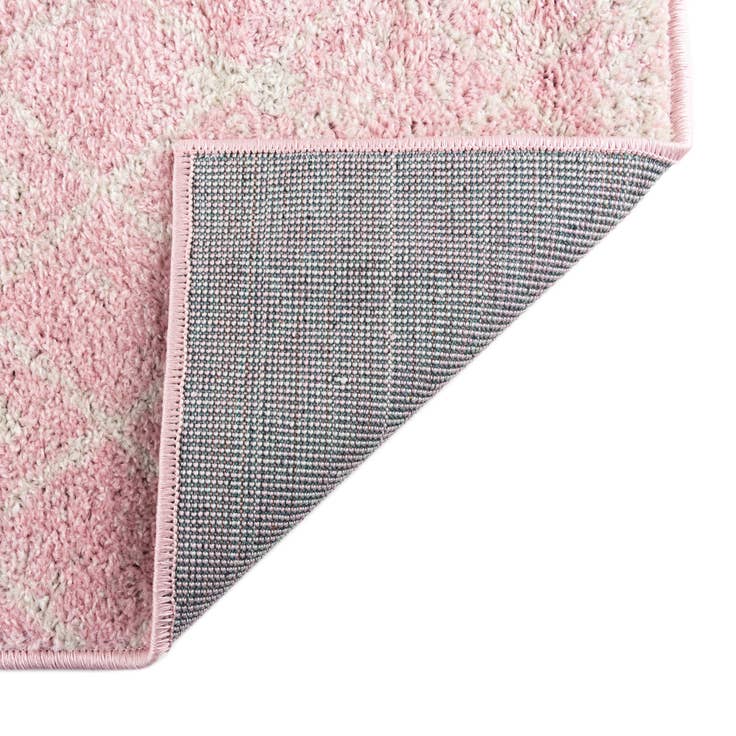 Detail image of 7' 10 x 7' 10 Moroccan Trellis Square Rug