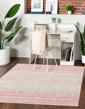 5' 3 x 5' 3 Moroccan Trellis Square Rug