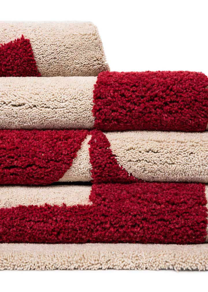 6' 1 x 9' Handtufted Wool Rug