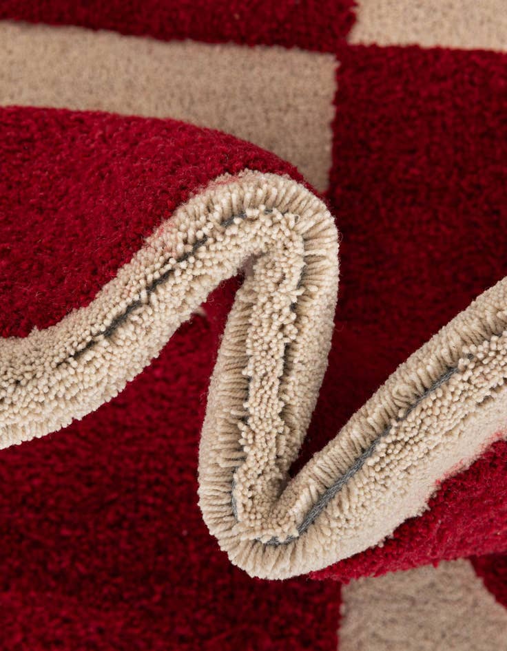 Detail image of 6' 1 x 6' 1 Handtufted Wool Square Rug