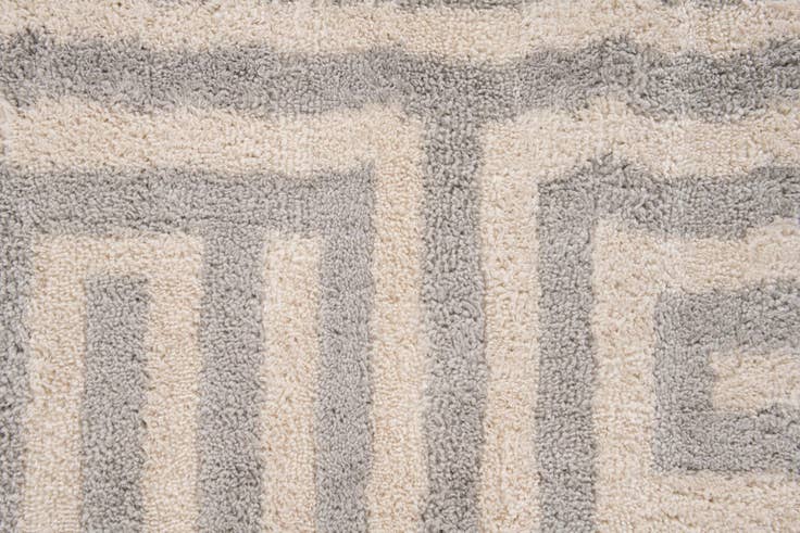 Detail image of 155cm x 235cm Caspian Alfombra
