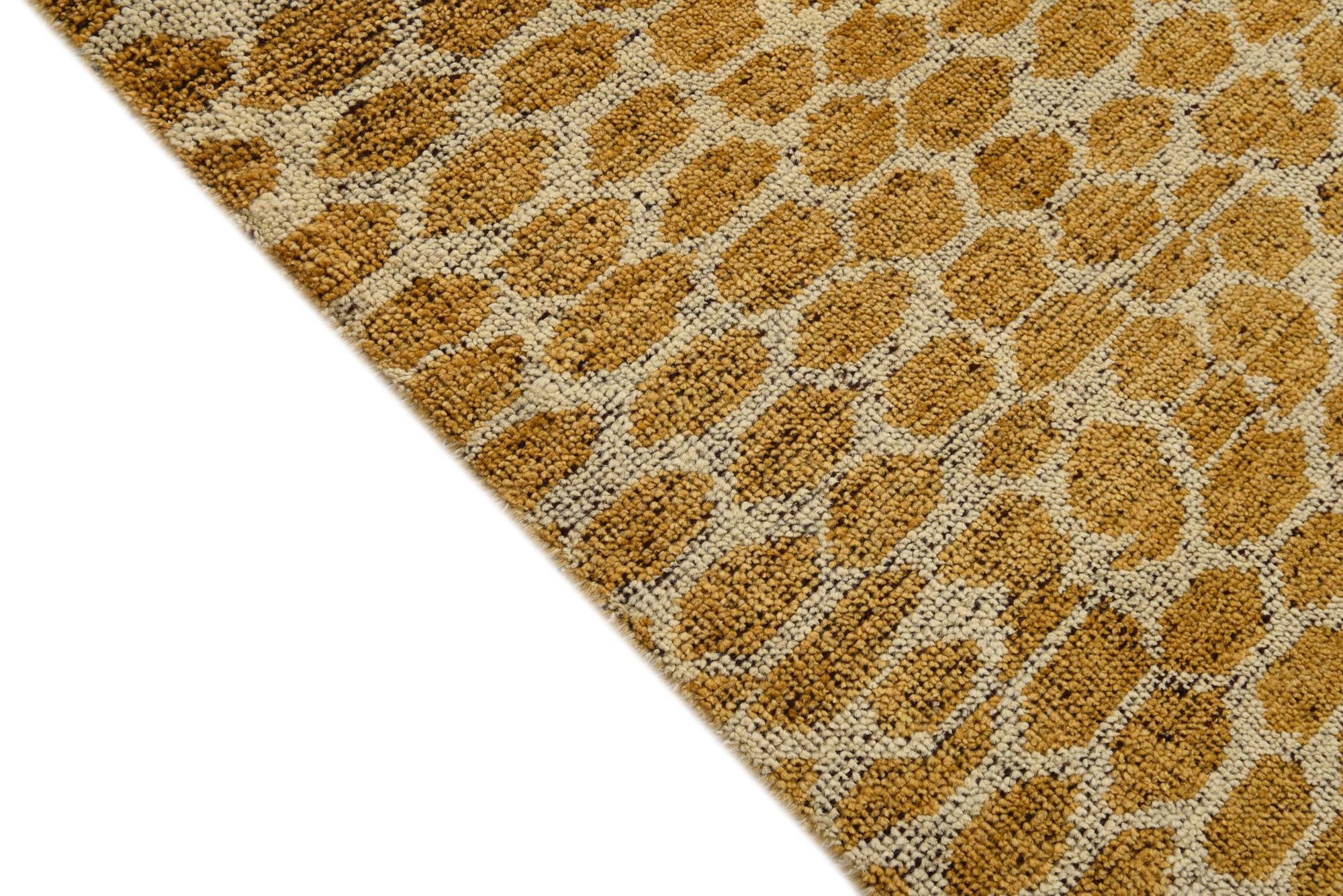 6' 1 x 9' 1 Hand Knotted Darya Wool Rug