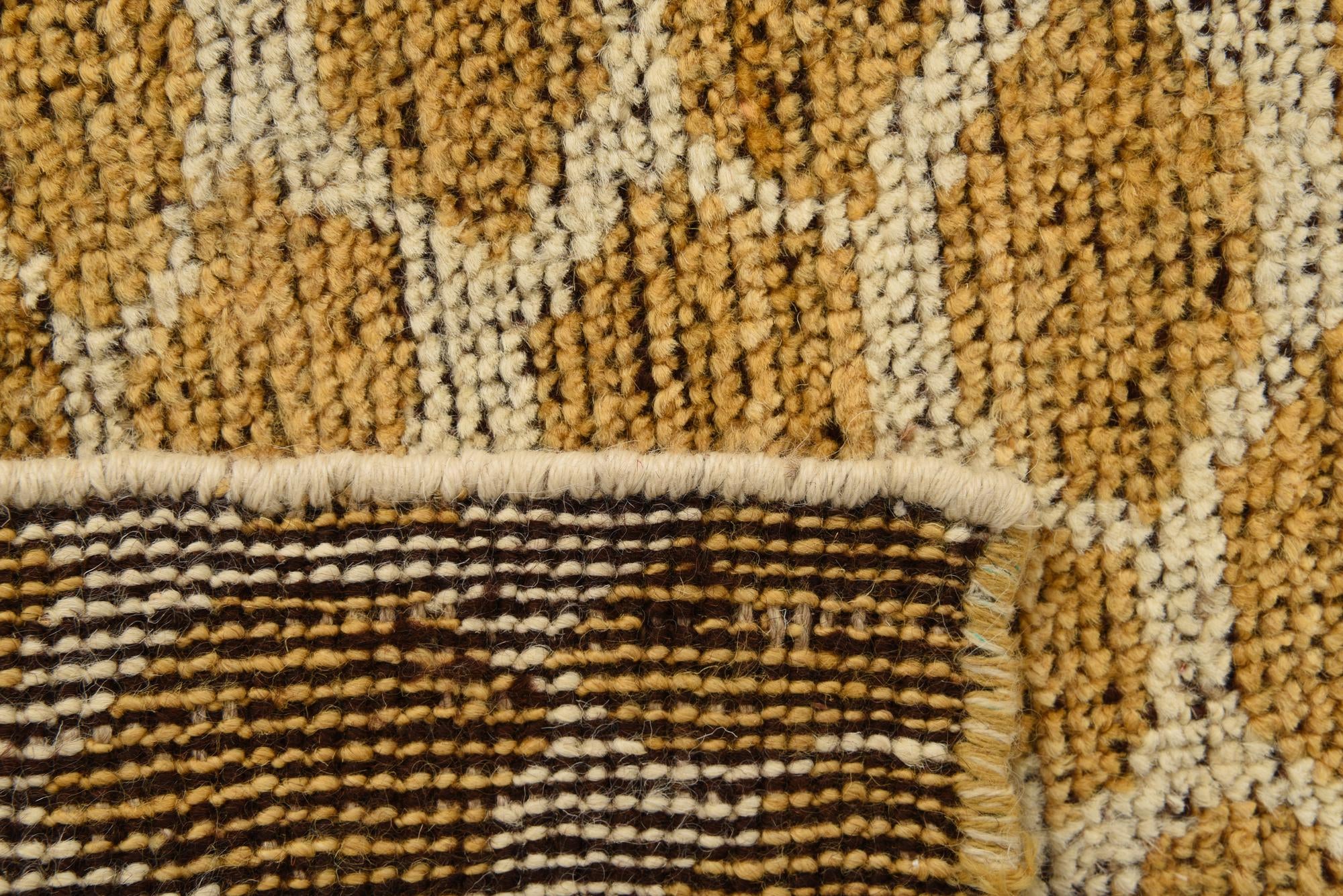 6' 1 x 9' 1 Hand Knotted Darya Wool Rug