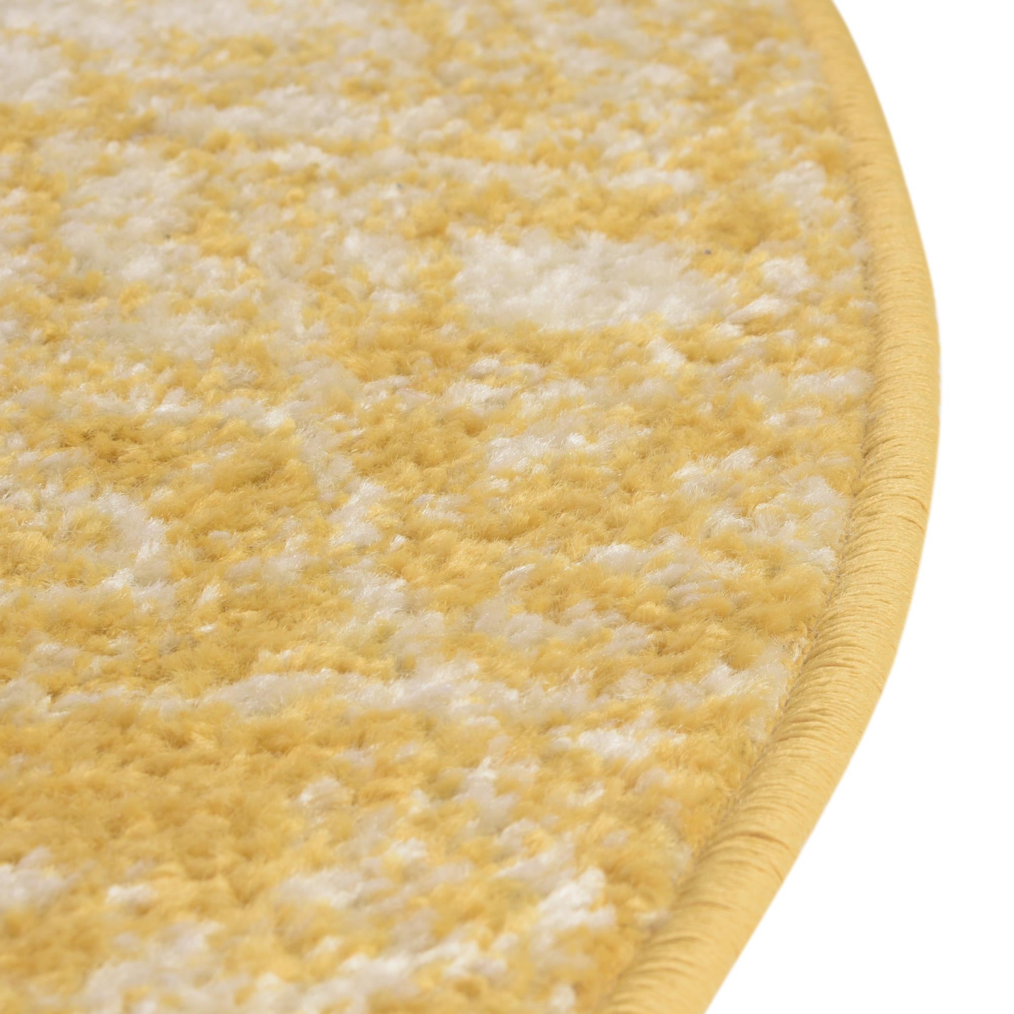 5' 3 x 5' 3 Moroccan Trellis Round Rug