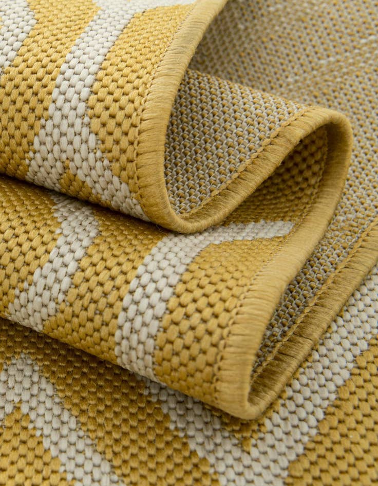 Detail image of 2' x 6' Easy-Clean Jill Zarin Turks and Caicos Indoor / Outdoor Runner Rug