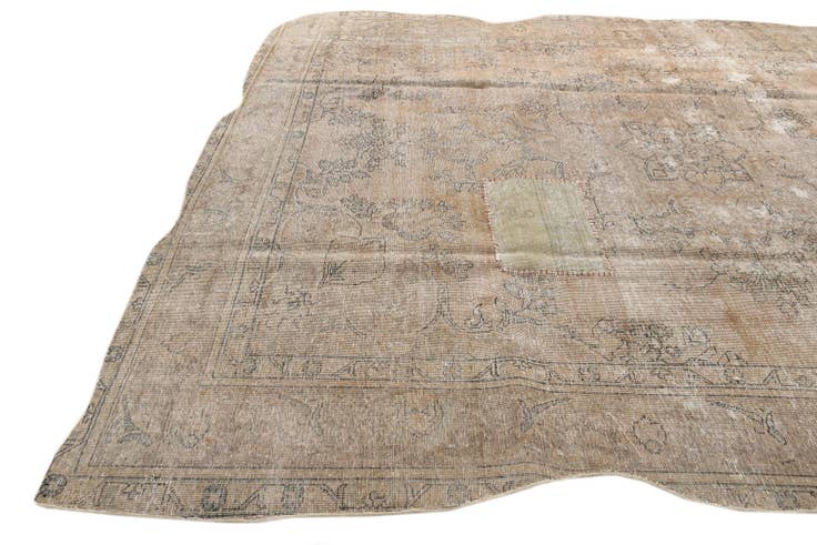 Detail image of 9' 6 x 13' 3 Hand Knotted Ultra Vintage Persian Wool Rug