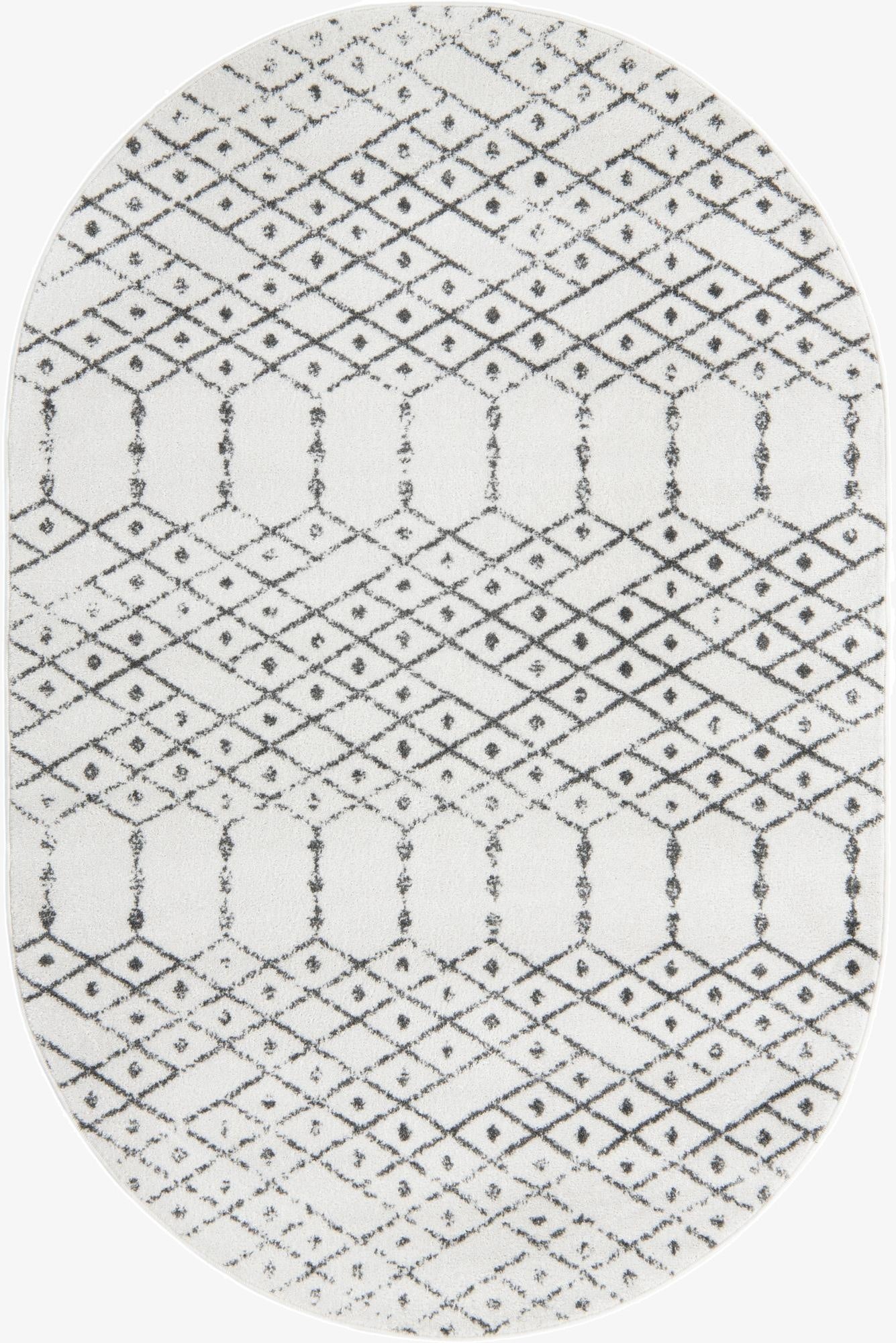 5' 3 x 8' Paxon Trellis Oval Rug