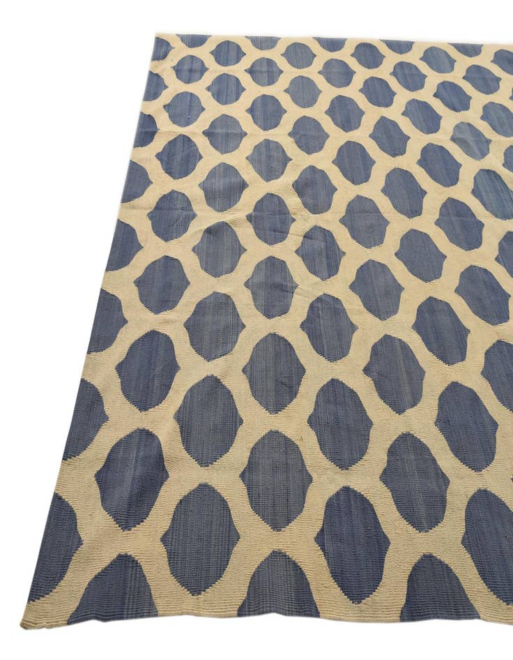 Detail image of 8' 5 x 9' 9  Hand Woven Kilim Modern Wool Rug