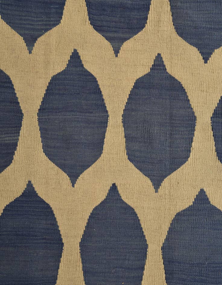 Detail image of 8' 5 x 9' 9  Hand Woven Kilim Modern Wool Rug