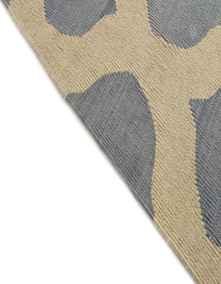 Detail image of 8' 6 x 9' 8  Hand Woven Kilim Modern Wool Rug