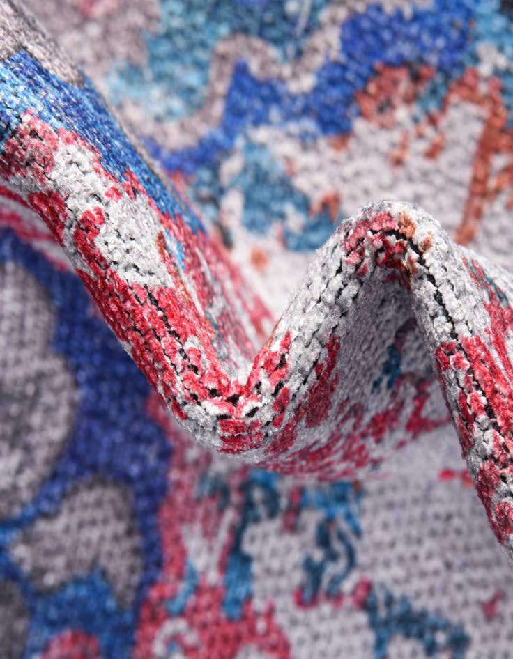 Detail image of 2' x 9' 10 Washable Francesca Runner Rug