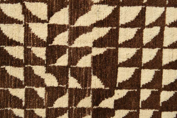 5' x 8' Hand Knotted Darya Wool Rug