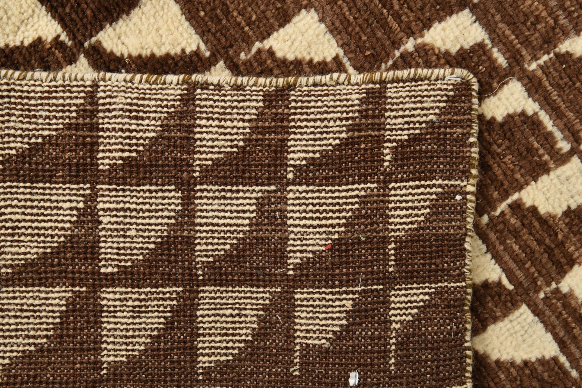 5' x 8' Hand Knotted Darya Wool Rug