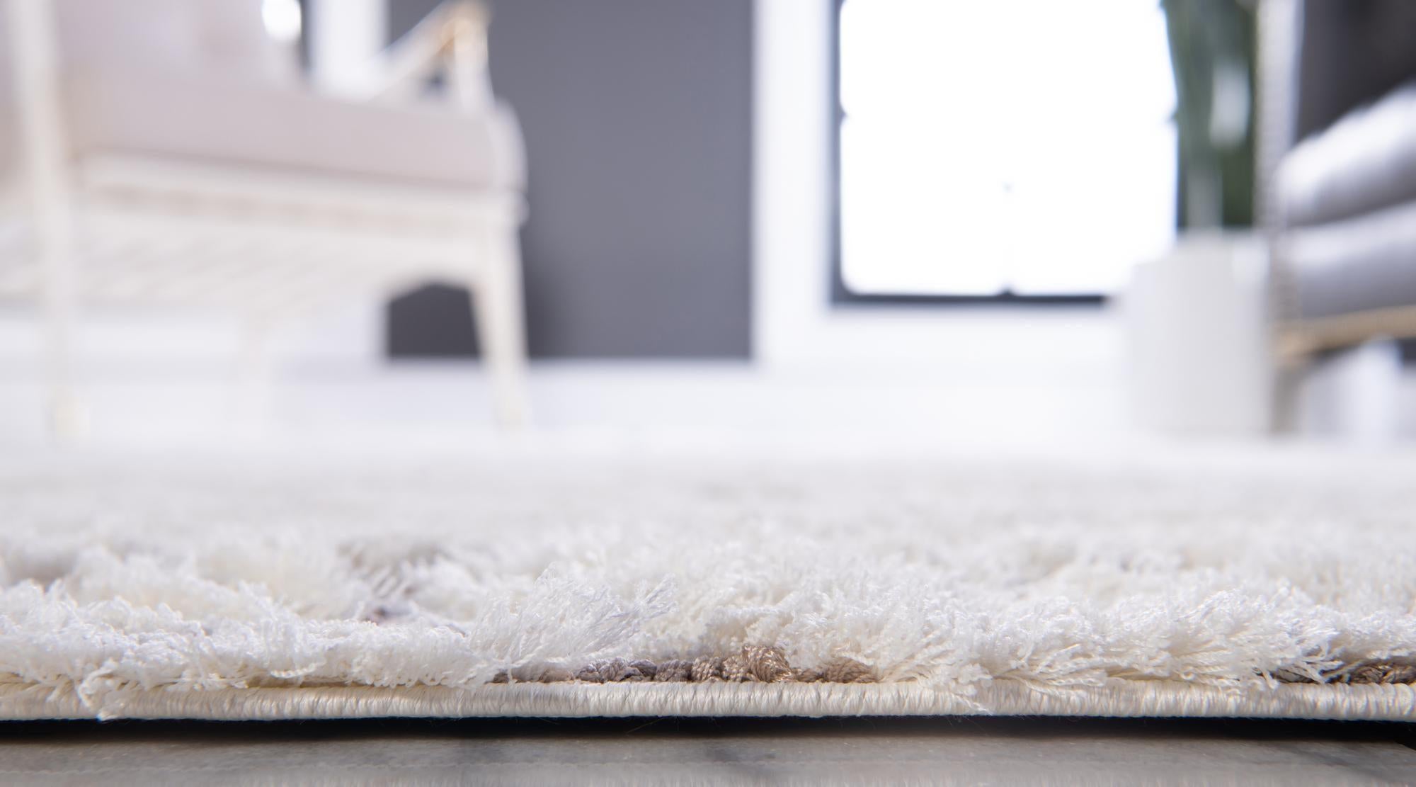 5' x 8' Floral Shag Rug