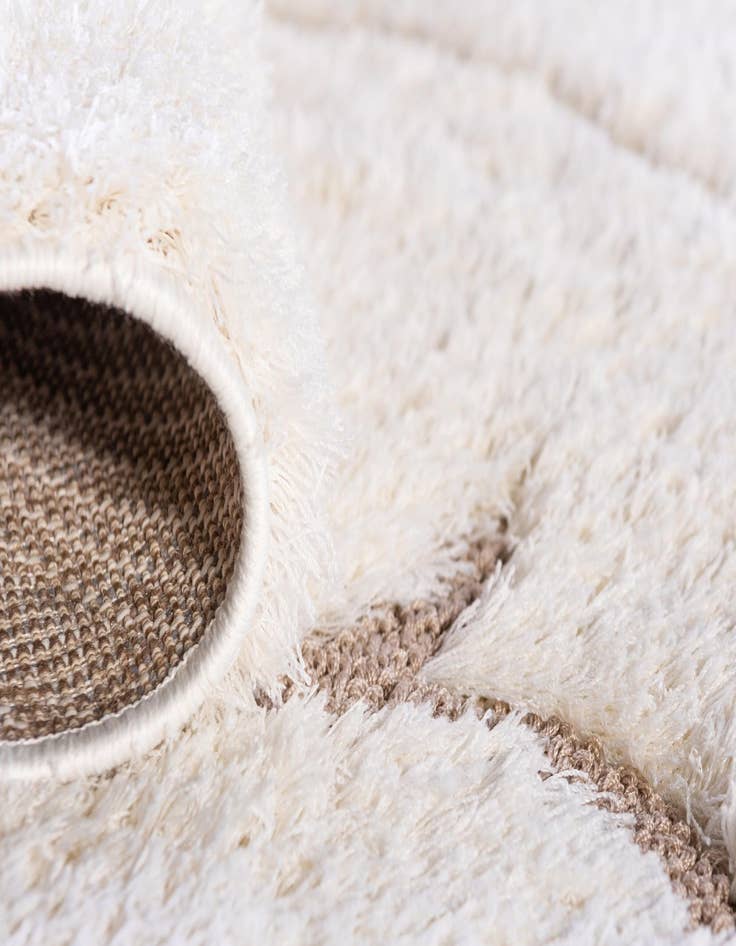 Detail image of 4' x 6' Floral Shag Rug