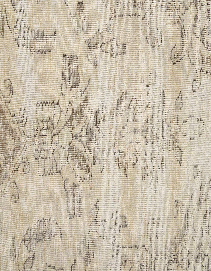 Detail image of 8' x 11' 5  Hand Knotted Ultra Vintage Persian Wool Rug