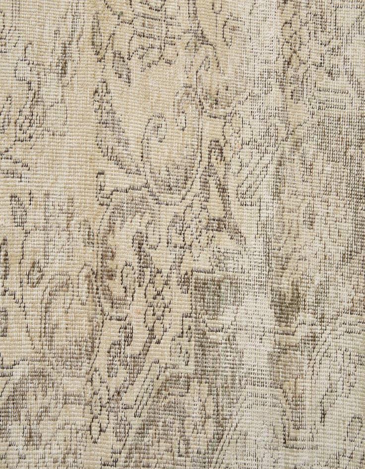 Detail image of 8' x 11' 5  Hand Knotted Ultra Vintage Persian Wool Rug