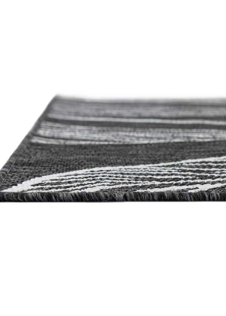 6' x 9' Easy-Clean Botanical Indoor / Outdoor Rug