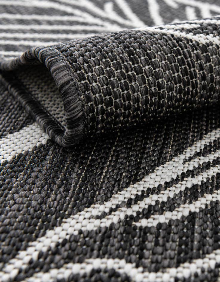 Detail image of 2' x 6' Easy-Clean Botanical Indoor / Outdoor Runner Rug