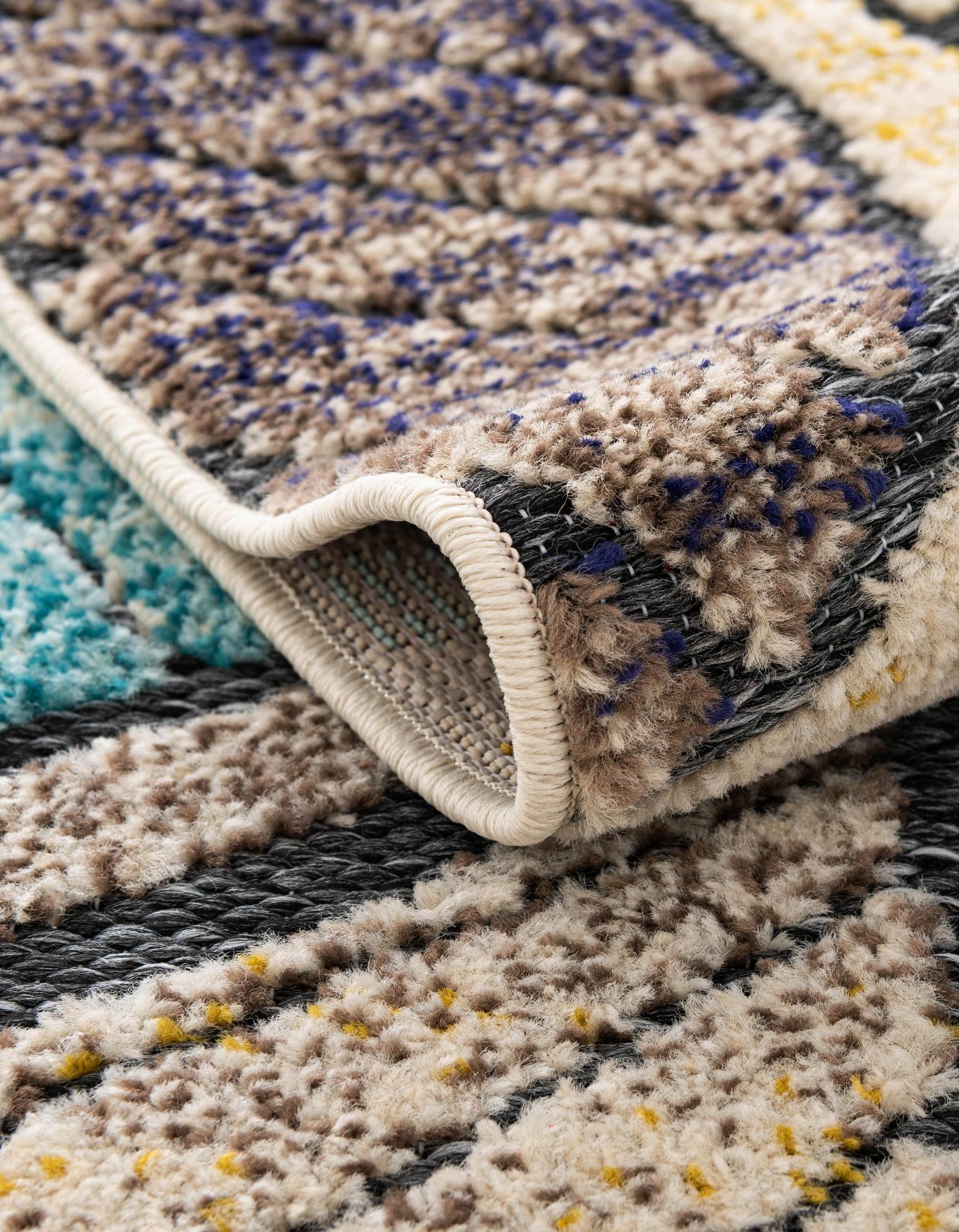 6' x 9' Easy-Clean Casablanca Indoor / Outdoor Rug