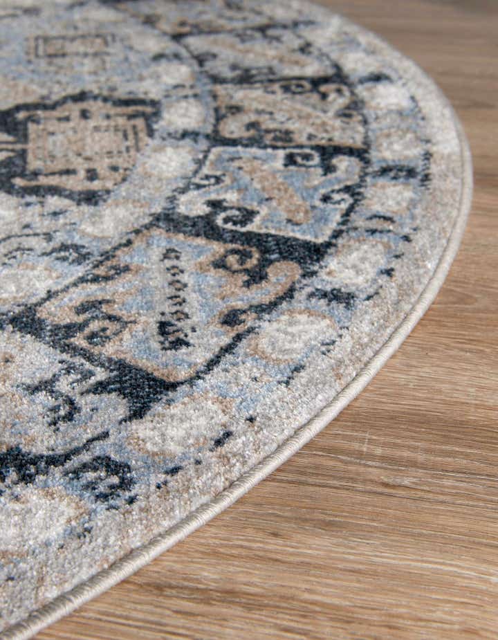 5' 3 x 5' 3 Kamala Washable Round Rug