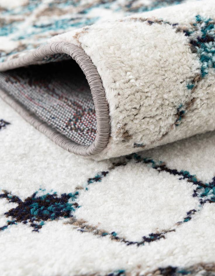 Detail image of 2' x 6' Moroccan Trellis Runner Rug