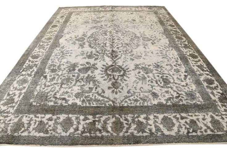 Detail image of 9' 7 x 12' 9 Hand Knotted Ultra Vintage Persian Wool Rug