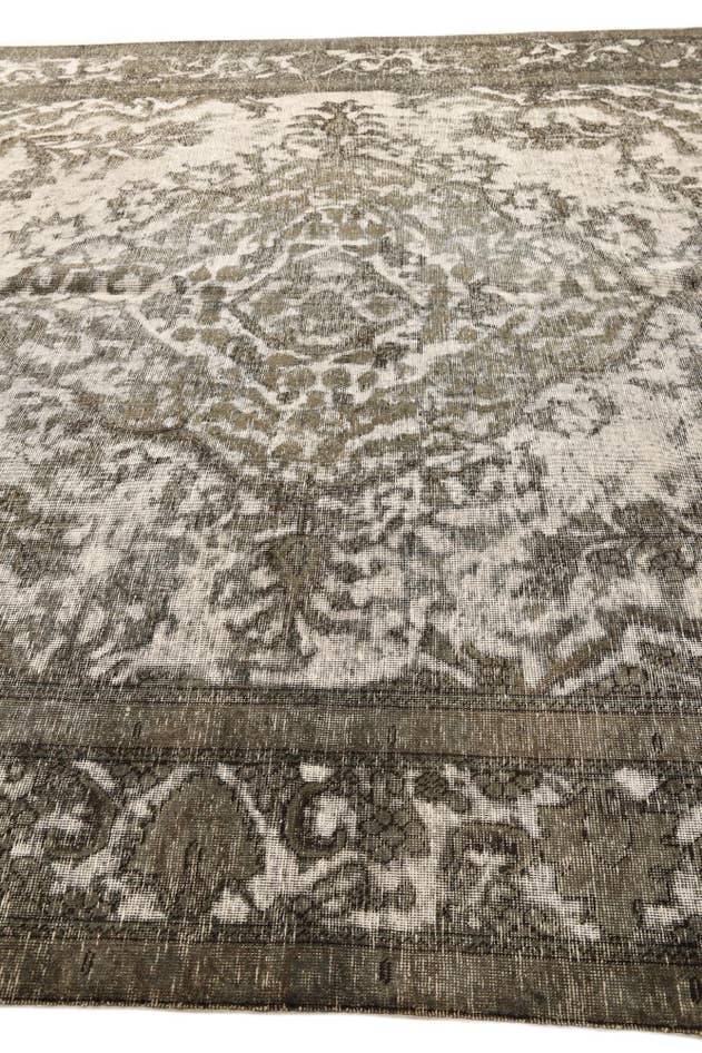 Detail image of 9' 6 x 12' 9 Hand Knotted Ultra Vintage Persian Wool Rug