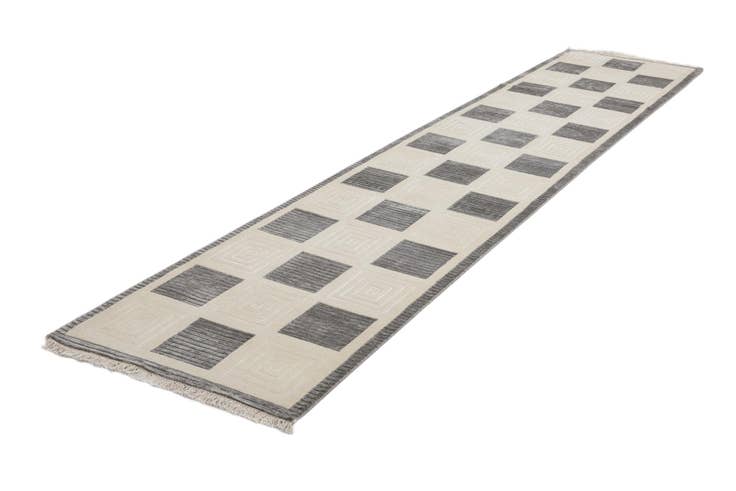 Detail image of 2' 7 x 13' 5 Hand Knotted Darya Wool Runner Rug