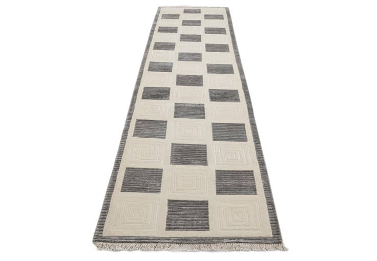 Detail image of 2' 7 x 13' 5 Hand Knotted Darya Wool Runner Rug